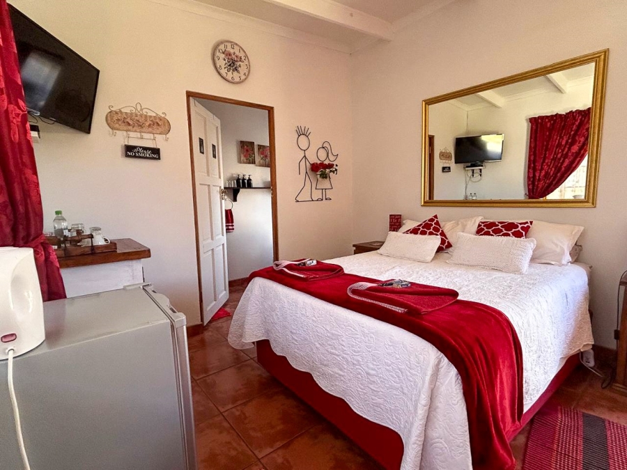 6 Bedroom Property for Sale in Parys Free State